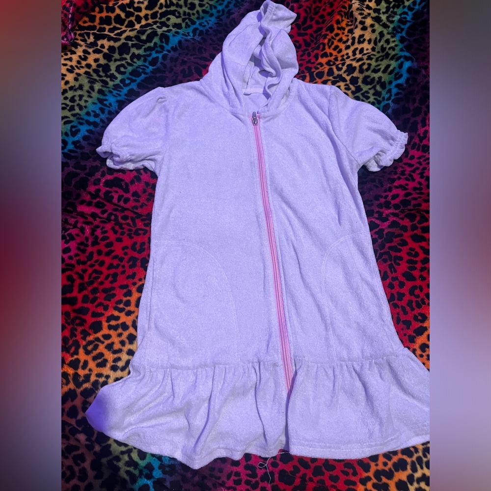 2000s towel like zip up with hood with cute sleeves
